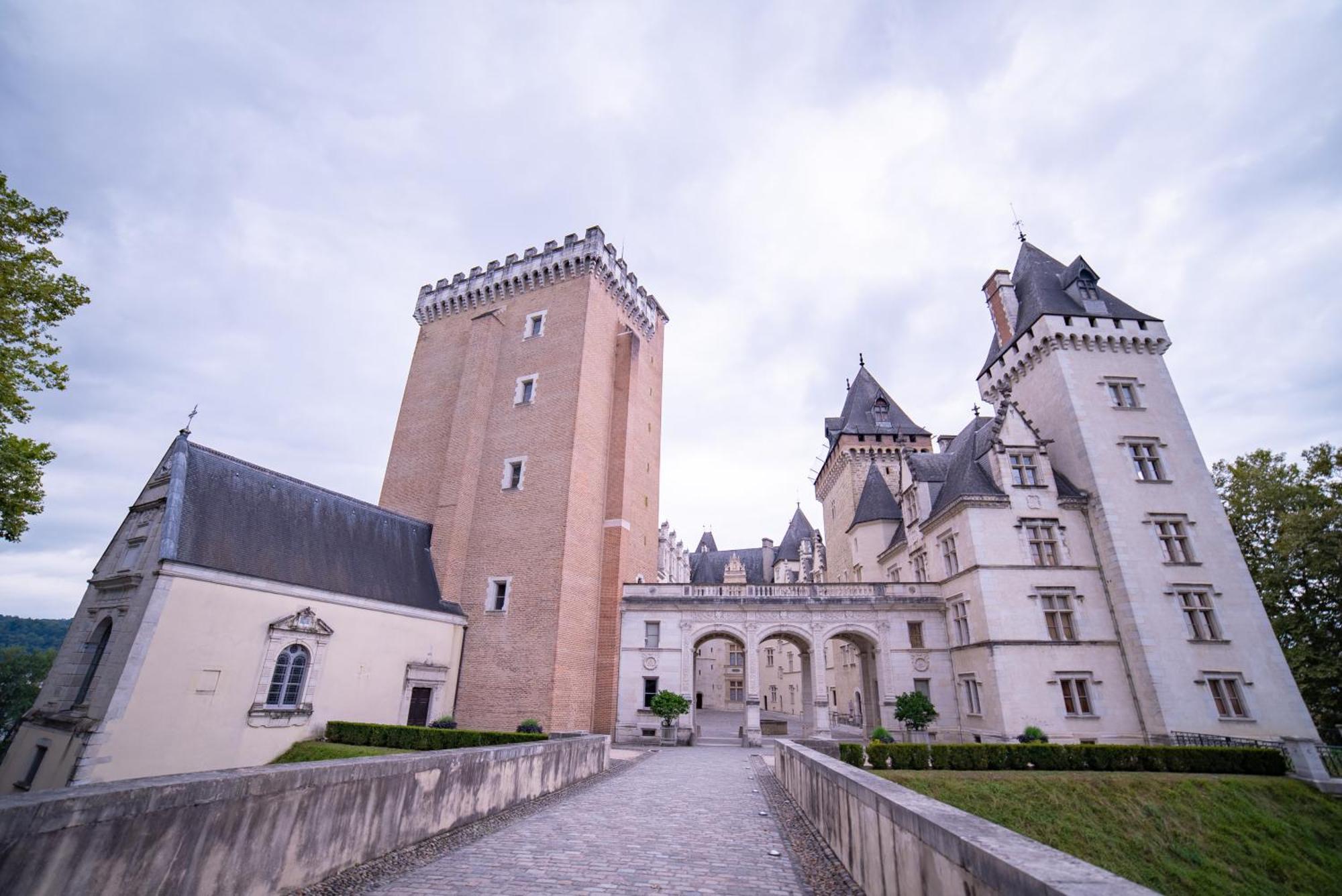 La Vue Royale - Face Au Chateau - Wifi - 4 Personnes Pau Εξωτερικό φωτογραφία